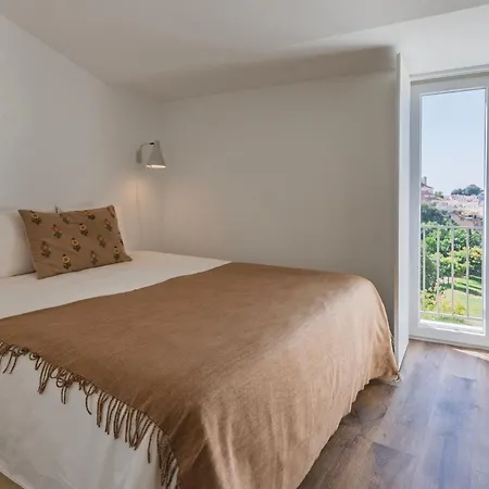 아파트 3bdr In Graca By Lovelystay 리스본