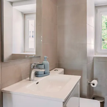 3bdr In Graça By Lovelystay Apartamento *