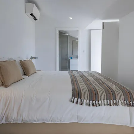 3bdr In Graca By Lovelystay شقة