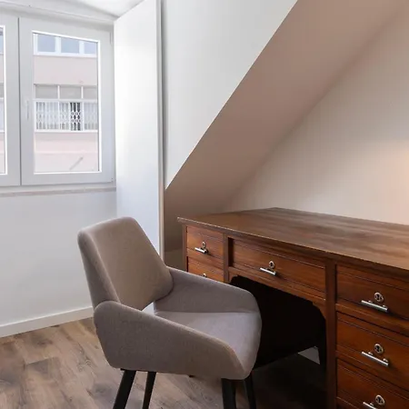 3bdr In Graca By Lovelystay