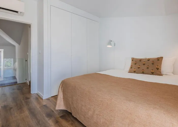 Lägenhet 3bdr In Graca By Lovelystay