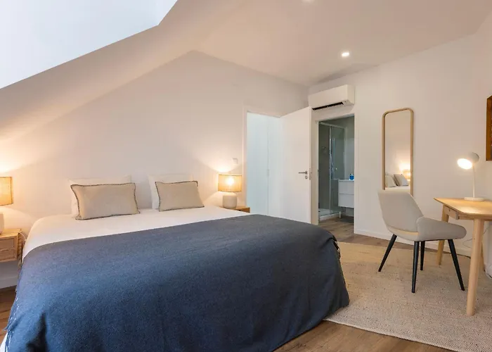 3bdr In Graca By Lovelystay Lisboa