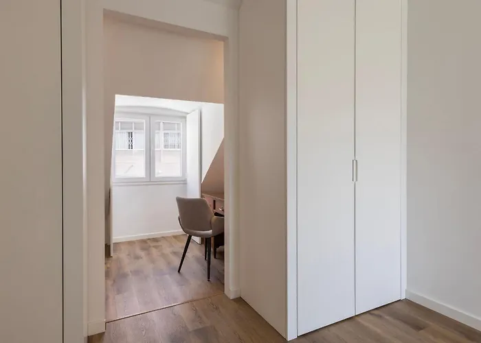 3bdr In Graca By Lovelystay Lägenhet