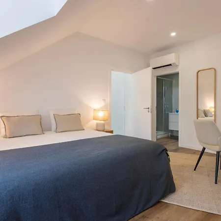 3bdr In Graca By Lovelystay Lisbona